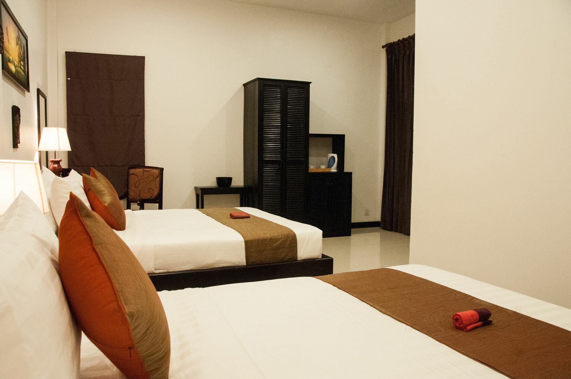 Private Boutique Home With Pool, The Fin Inn Siem Reap Exterior photo